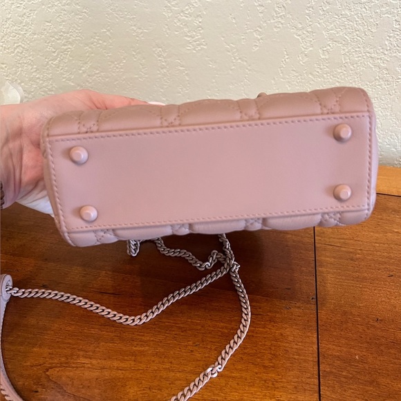 Dior Mini Lady Bag in Ultramatte Dusty Mauve - Picture 4 of 8